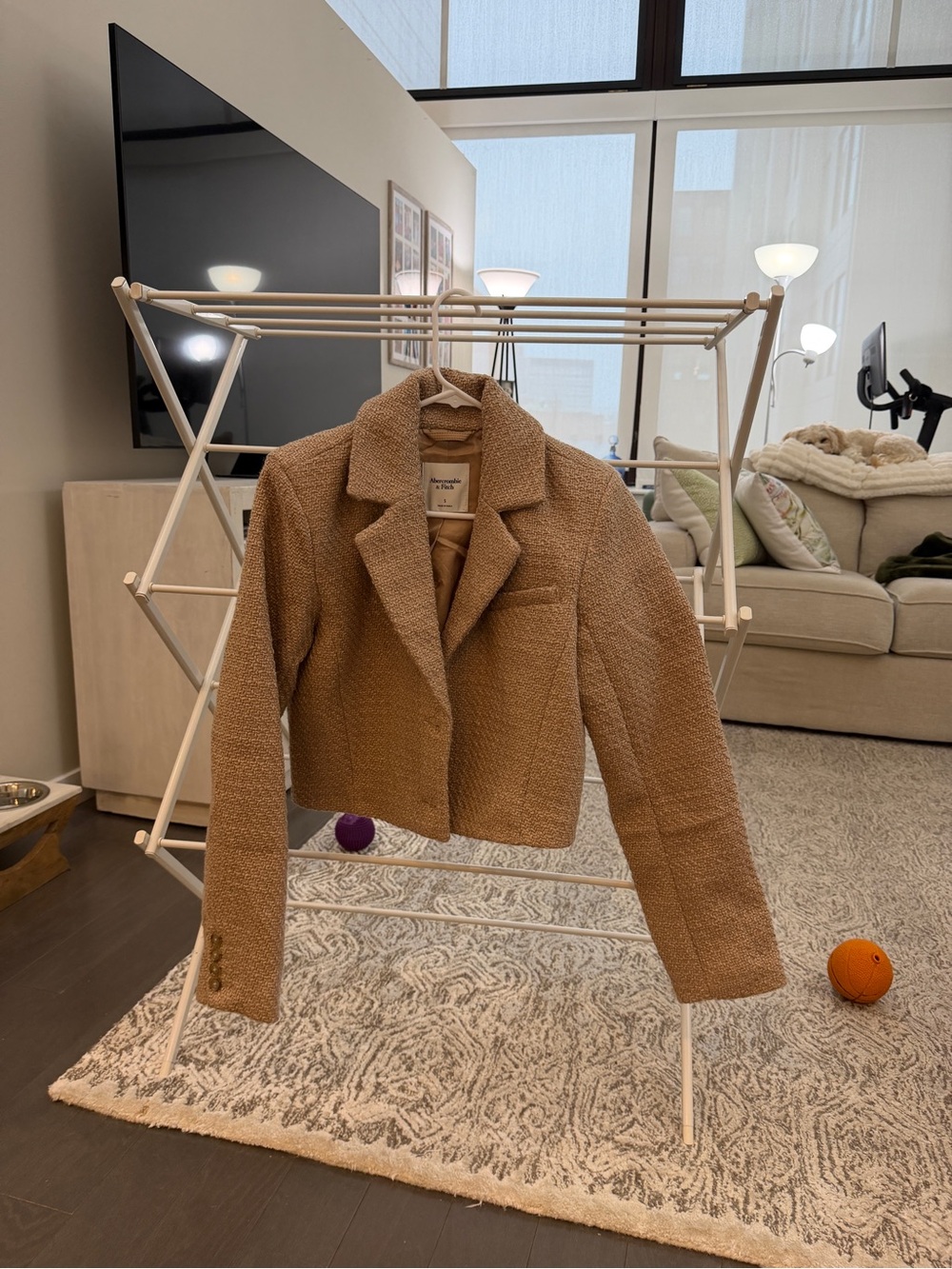 Abercrombie & Fitch Camel Bouclé Cropped Blazer